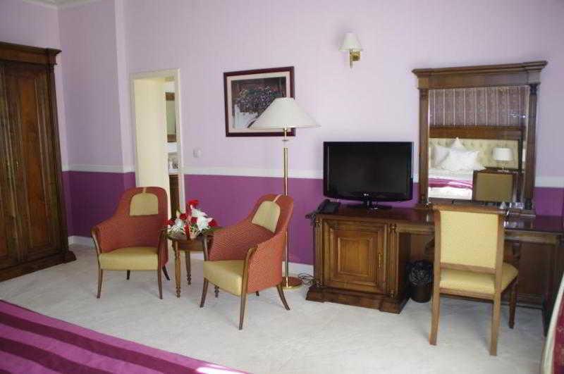 Hotel Angelo D'Oro 플로이에슈티 외부 사진