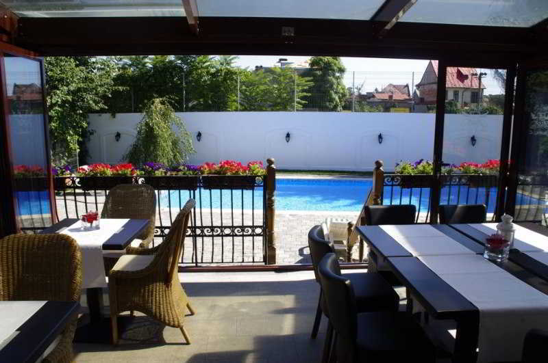 Hotel Angelo D'Oro 플로이에슈티 외부 사진