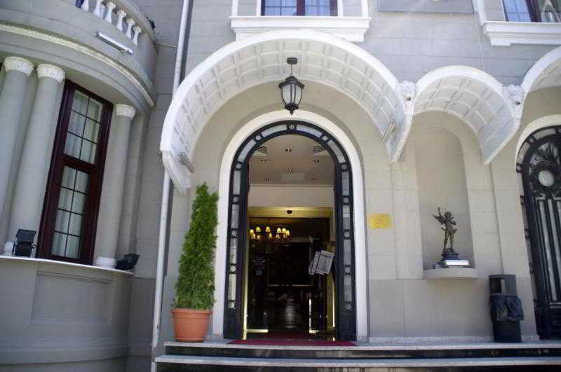 Hotel Angelo D'Oro 플로이에슈티 외부 사진